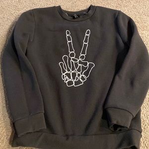 Size M art class brand sweatshirt